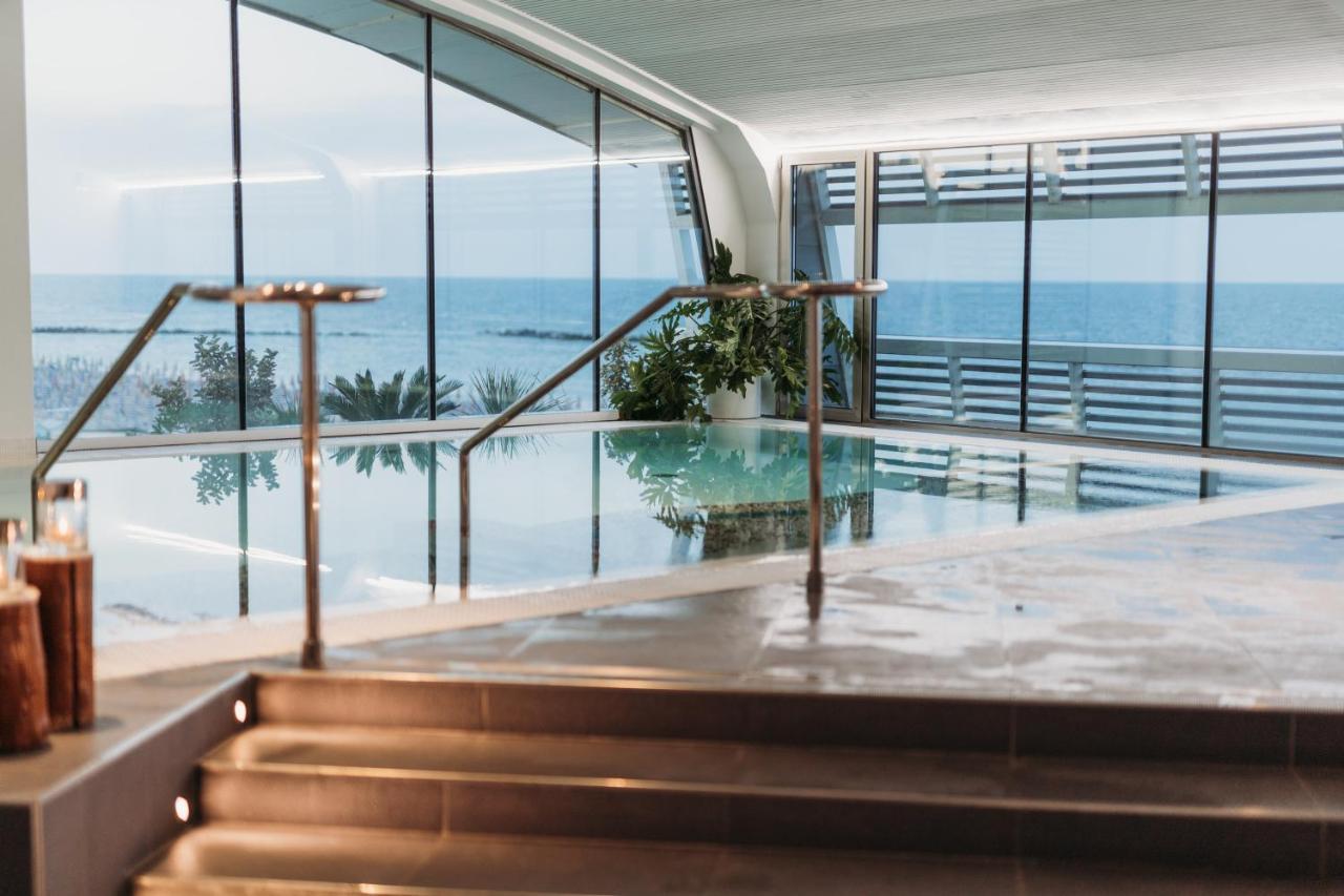 Excelsior Hotel, Spa & Lido Pesaro Luaran gambar