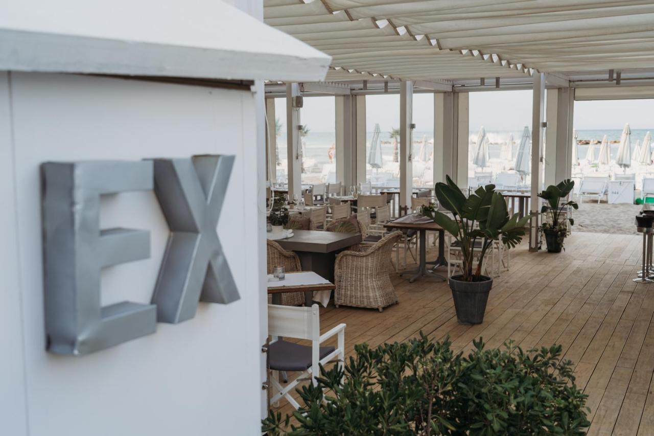 Excelsior Hotel, Spa & Lido Pesaro Luaran gambar