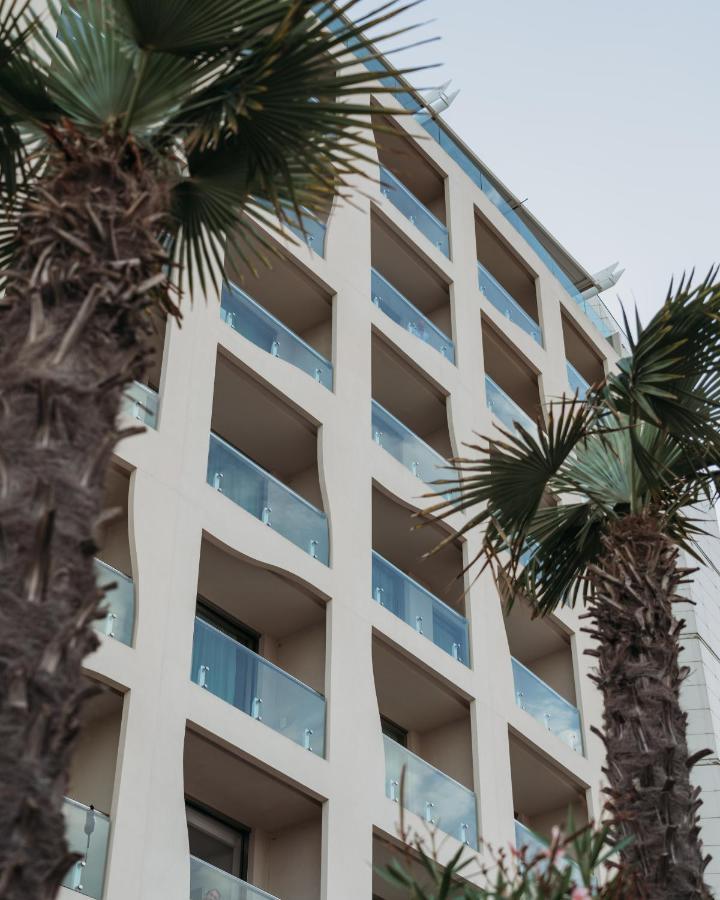 Excelsior Hotel, Spa & Lido Pesaro Luaran gambar