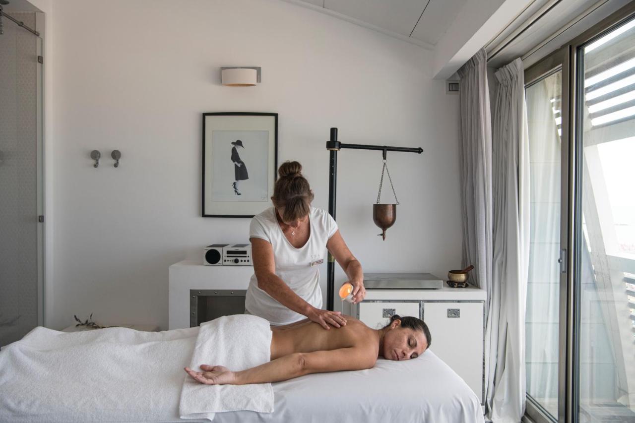 Excelsior Hotel, Spa & Lido Pesaro Luaran gambar