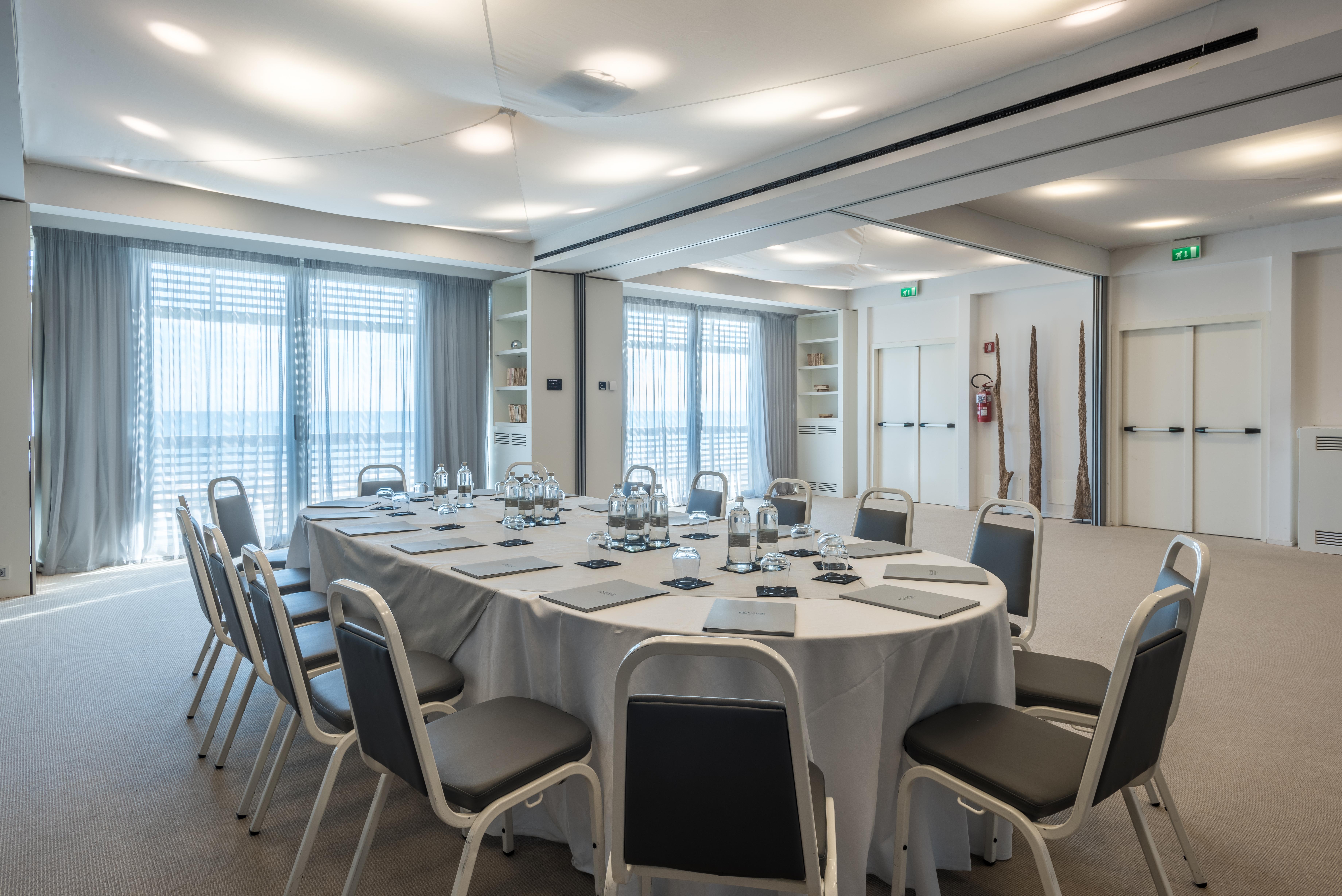 Excelsior Hotel, Spa & Lido Pesaro Luaran gambar