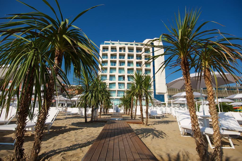 Excelsior Hotel, Spa & Lido Pesaro Luaran gambar